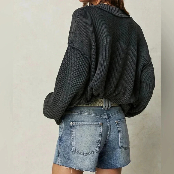 Free People We The Free Ivy Mid Rise Denim Jean Short Size 25 - Picture 2 of 14